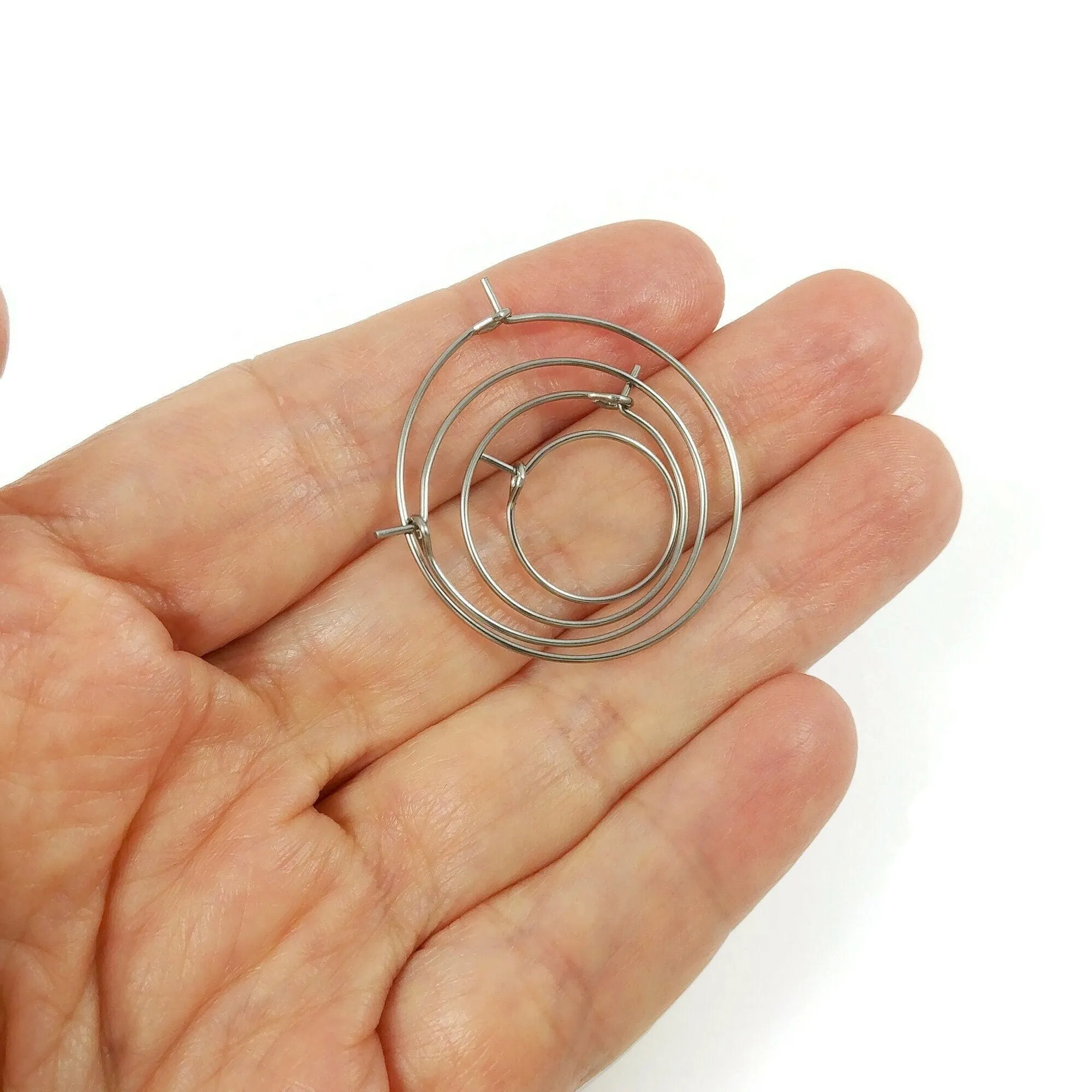 10 Surgical stainless steel hoops, 4 sizes available