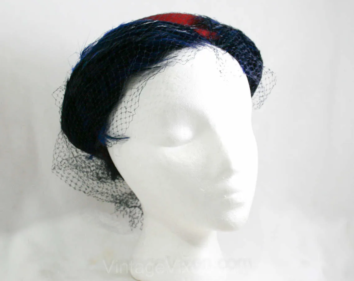 1940s Hat - Scarlet Red Felt - Sapphire Blue Feathers - Veiling - Elegant - Dramatic 41312