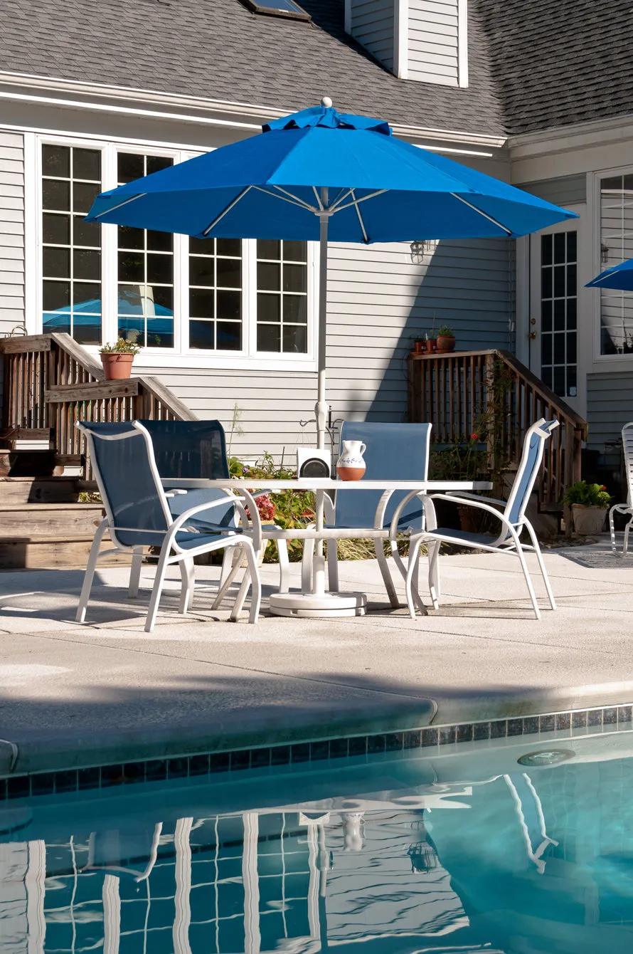 Frankford 854FMC 9' Monterey Crank Lift Fiberglass Market Umbrella- No Tilt