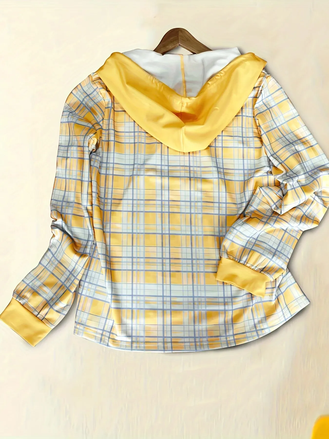 Lightweight Hooded Plaid Shirt Buttoned Sweatshirt