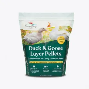 Manna-Pro Duck And Goose Layer Pellets, Poultry Feed, 8-lb Bag