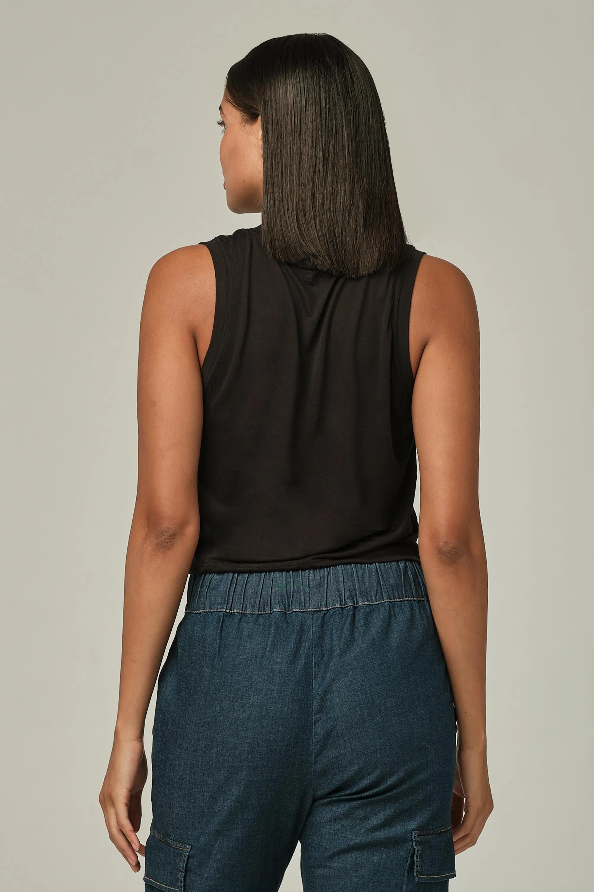 Miami Hit Black Tee
